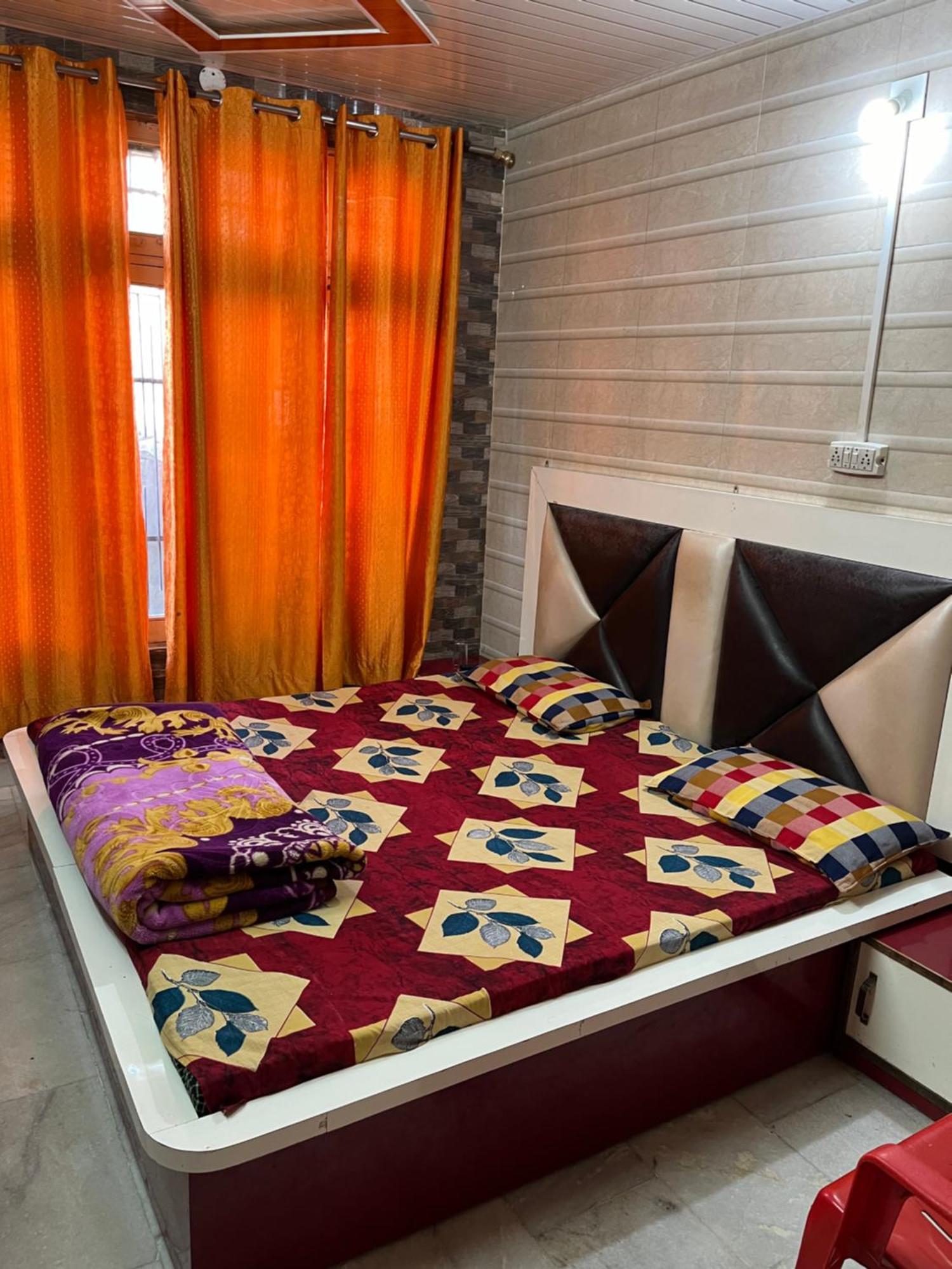 Dream Land Hotel Jammu Esterno foto